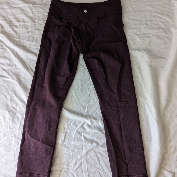 Cropped Lululemon leggings - Picture 1 of 2